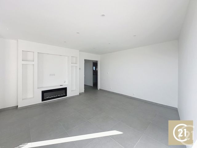 Afficher la photo en grand Appartement F3 à vendre - 3 pièces - 60.26 m2 - BEZIERS - 34 - LANGUEDOC-ROUSSILLON - Century 21 Comminges Immobilier