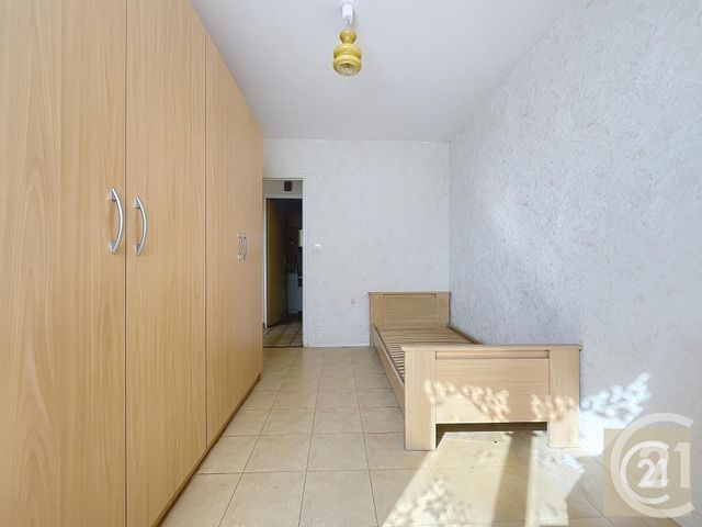 Afficher la photo en grand Appartement à vendre - 3 pièces - 60.43 m2 - BEZIERS - 34 - LANGUEDOC-ROUSSILLON - Century 21 Comminges Immobilier