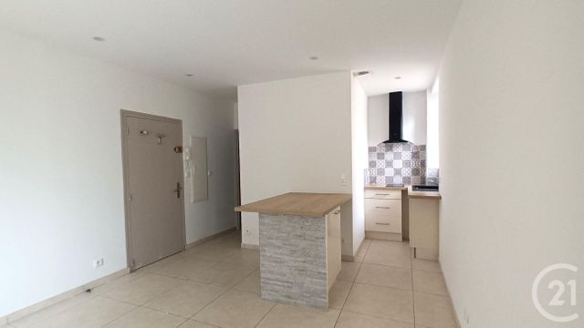 Appartement F2 à louer - 2 pièces - 29.0 m2 - PUISSERGUIER - 34 - LANGUEDOC-ROUSSILLON - Century 21 Comminges Immobilier