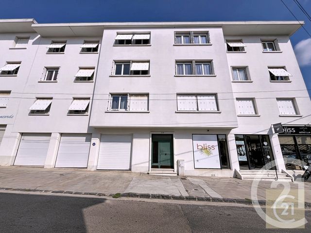 Appartement T4 à vendre - 4 pièces - 87.37 m2 - BEZIERS - 34 - LANGUEDOC-ROUSSILLON - Century 21 Comminges Immobilier