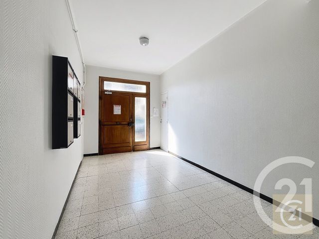 Appartement T4 à vendre - 4 pièces - 87.37 m2 - BEZIERS - 34 - LANGUEDOC-ROUSSILLON - Century 21 Comminges Immobilier