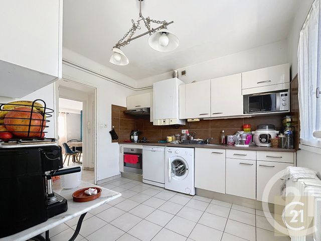 Appartement T4 à vendre - 4 pièces - 87.37 m2 - BEZIERS - 34 - LANGUEDOC-ROUSSILLON - Century 21 Comminges Immobilier