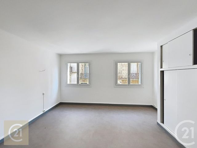 Afficher la photo en grand Appartement F3 à louer - 3 pièces - 89.0 m2 - BEZIERS - 34 - LANGUEDOC-ROUSSILLON - Century 21 Comminges Immobilier