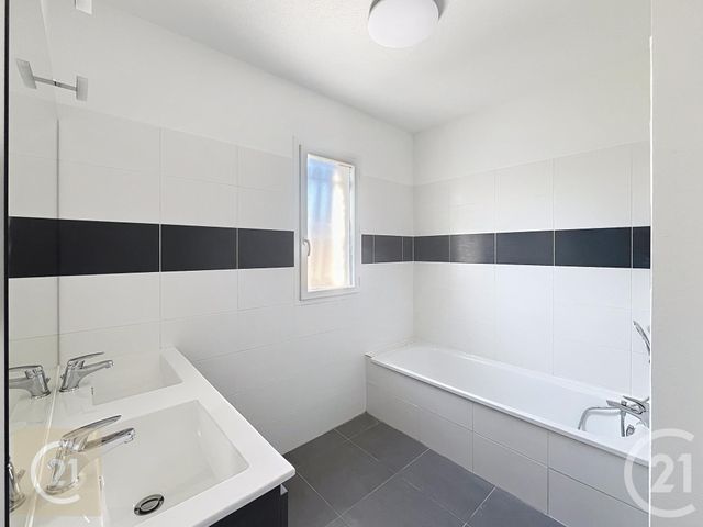 maison à louer - 4 pièces - 103.56 m2 - CAZOULS LES BEZIERS - 34 - LANGUEDOC-ROUSSILLON - Century 21 Comminges Immobilier