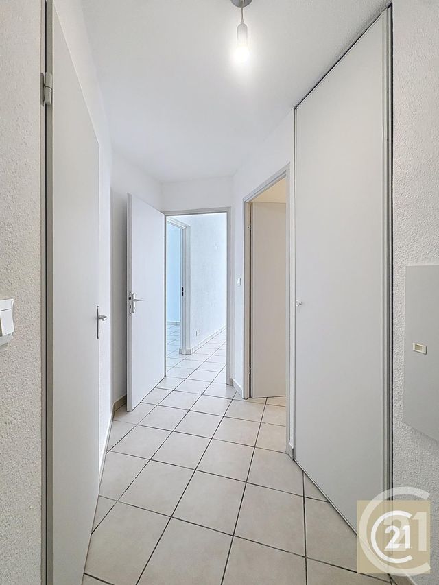 Appartement F3 à vendre - 3 pièces - 56.28 m2 - BEZIERS - 34 - LANGUEDOC-ROUSSILLON - Century 21 Comminges Immobilier