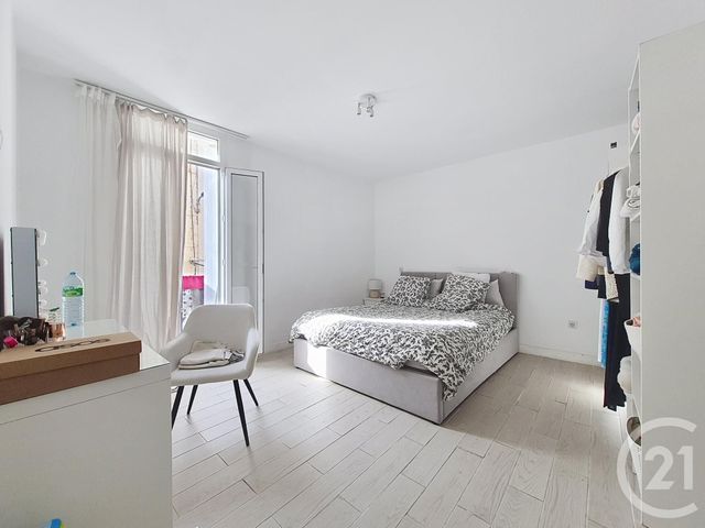 Appartement T4 à vendre - 4 pièces - 83.3 m2 - BEZIERS - 34 - LANGUEDOC-ROUSSILLON - Century 21 Comminges Immobilier