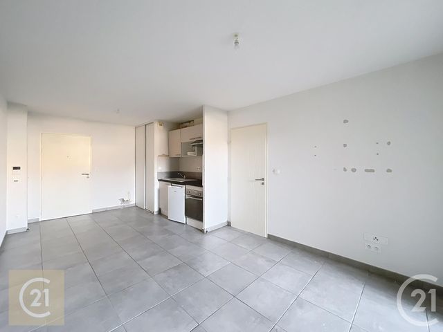 Appartement F2 à louer - 2 pièces - 39.0 m2 - BEZIERS - 34 - LANGUEDOC-ROUSSILLON - Century 21 Comminges Immobilier