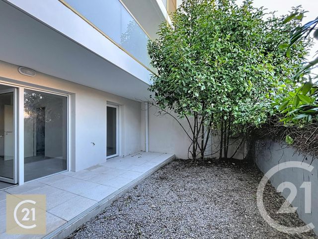 Appartement F2 à louer - 2 pièces - 39.0 m2 - BEZIERS - 34 - LANGUEDOC-ROUSSILLON - Century 21 Comminges Immobilier