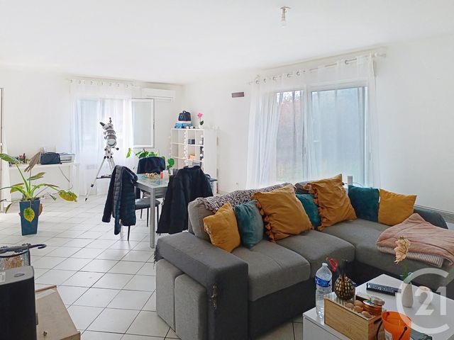 maison à louer - 4 pièces - 104.0 m2 - CAZEDARNES - 34 - LANGUEDOC-ROUSSILLON - Century 21 Comminges Immobilier