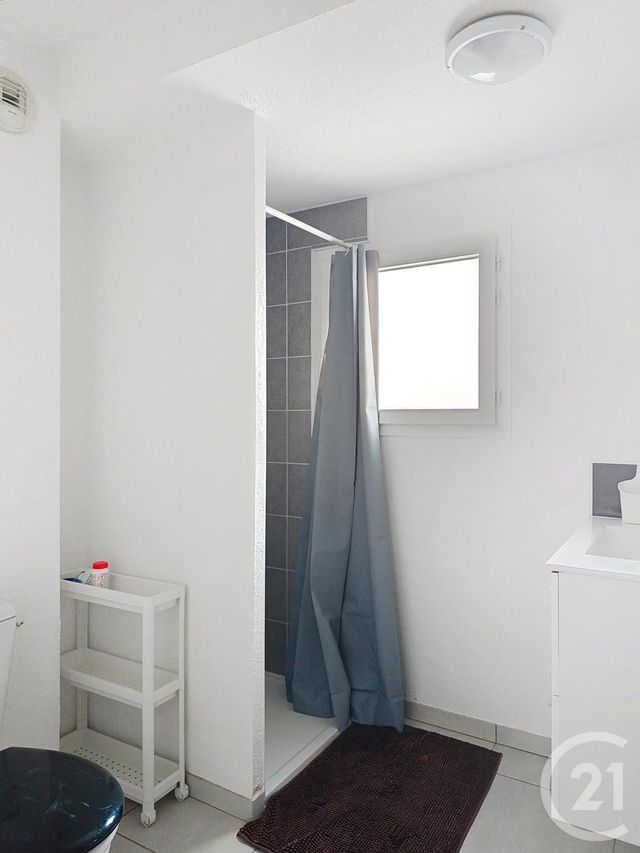 Appartement F2 à louer - 2 pièces - 40.34 m2 - SAUVIAN - 34 - LANGUEDOC-ROUSSILLON - Century 21 Comminges Immobilier