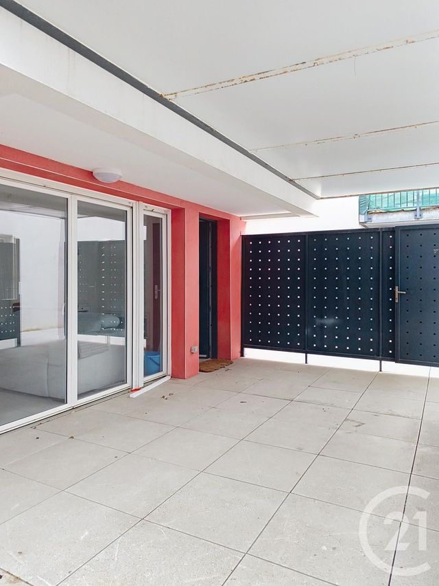 Appartement F2 à louer - 2 pièces - 40.34 m2 - SAUVIAN - 34 - LANGUEDOC-ROUSSILLON - Century 21 Comminges Immobilier