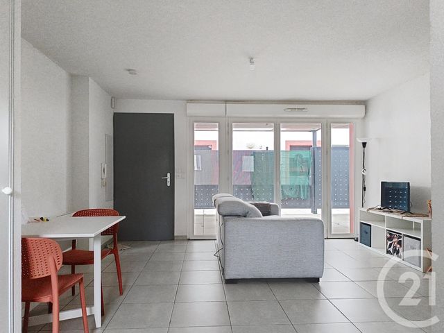 Appartement F2 à louer - 2 pièces - 40.34 m2 - SAUVIAN - 34 - LANGUEDOC-ROUSSILLON - Century 21 Comminges Immobilier