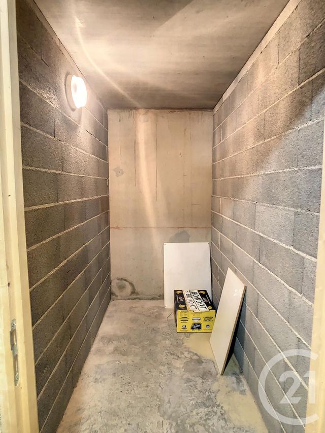 Appartement T3 à vendre - 3 pièces - 53.8 m2 - BEZIERS - 34 - LANGUEDOC-ROUSSILLON - Century 21 Comminges Immobilier