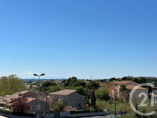 Appartement T3 à vendre - 3 pièces - 53.8 m2 - BEZIERS - 34 - LANGUEDOC-ROUSSILLON - Century 21 Comminges Immobilier