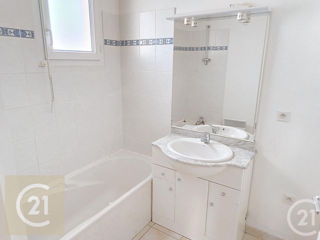 Appartement F2 à louer - 2 pièces - 39.91 m2 - BEZIERS - 34 - LANGUEDOC-ROUSSILLON - Century 21 Comminges Immobilier