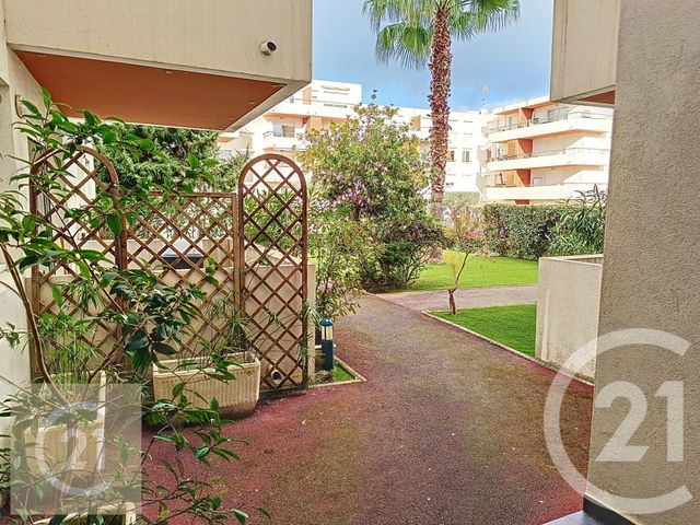 Appartement F2 à louer - 2 pièces - 39.91 m2 - BEZIERS - 34 - LANGUEDOC-ROUSSILLON - Century 21 Comminges Immobilier