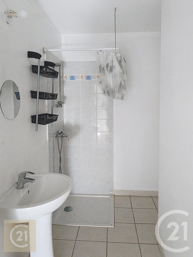 Appartement F2 à louer - 2 pièces - 43.02 m2 - CAZOULS LES BEZIERS - 34 - LANGUEDOC-ROUSSILLON - Century 21 Comminges Immobilier