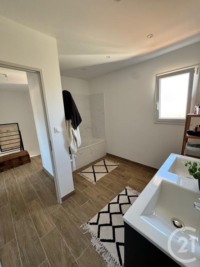 maison à louer - 4 pièces - 103.0 m2 - THEZAN LES BEZIERS - 34 - LANGUEDOC-ROUSSILLON - Century 21 Comminges Immobilier