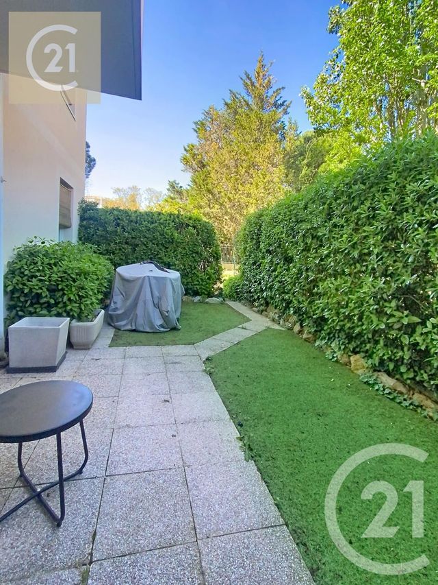 Appartement F2 à vendre - 2 pièces - 47.0 m2 - BEZIERS - 34 - LANGUEDOC-ROUSSILLON - Century 21 Comminges Immobilier