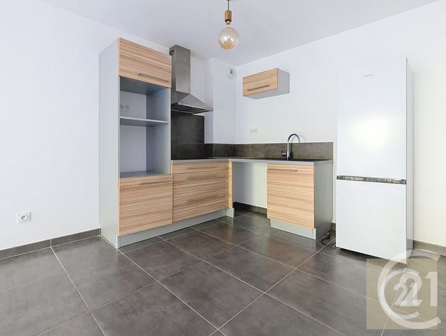 Appartement T2 à vendre - 2 pièces - 44.95 m2 - BEZIERS - 34 - LANGUEDOC-ROUSSILLON - Century 21 Comminges Immobilier
