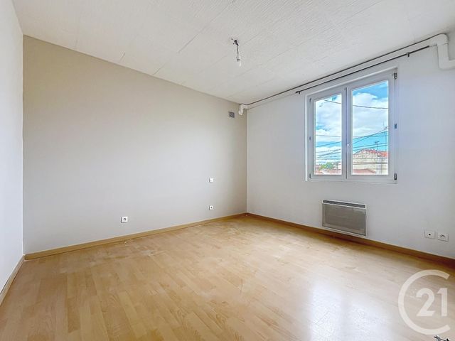 Appartement F2 bis à louer - 3 pièces - 60.89 m2 - BEZIERS - 34 - LANGUEDOC-ROUSSILLON - Century 21 Comminges Immobilier