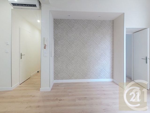 Appartement T2 à vendre - 2 pièces - 32.29 m2 - BEZIERS - 34 - LANGUEDOC-ROUSSILLON - Century 21 Comminges Immobilier