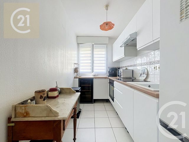 Appartement F3 à vendre - 3 pièces - 70.55 m2 - BEZIERS - 34 - LANGUEDOC-ROUSSILLON - Century 21 Comminges Immobilier