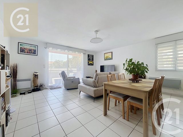 Appartement F3 à vendre - 3 pièces - 70.55 m2 - BEZIERS - 34 - LANGUEDOC-ROUSSILLON - Century 21 Comminges Immobilier