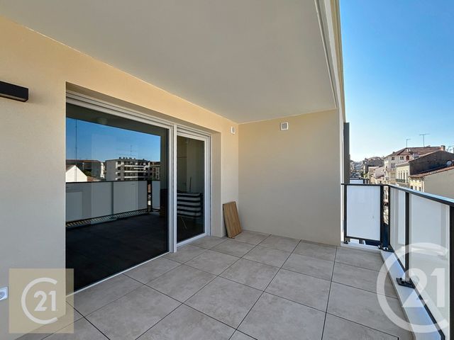 Appartement F2 à louer - 2 pièces - 42.28 m2 - BEZIERS - 34 - LANGUEDOC-ROUSSILLON - Century 21 Comminges Immobilier