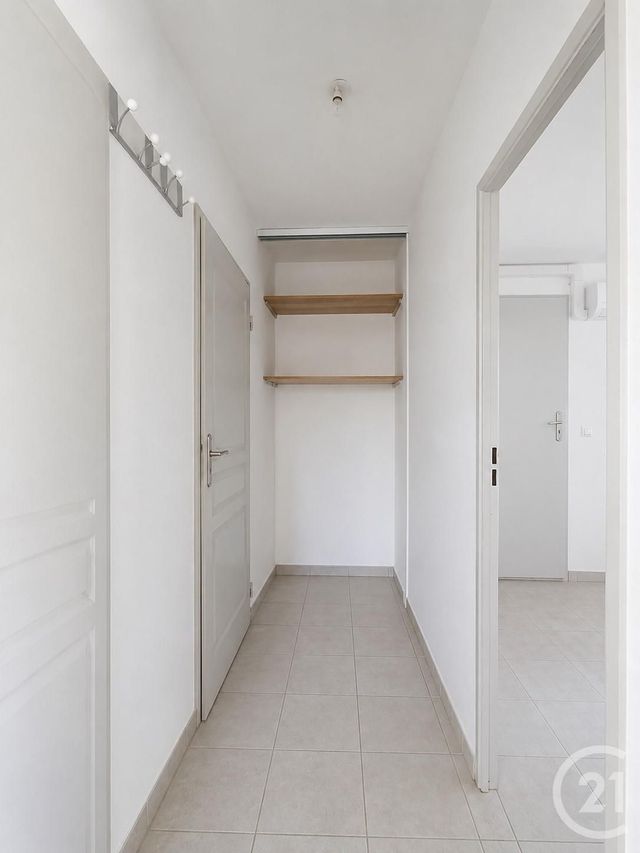 Appartement F2 à louer - 2 pièces - 40.41 m2 - CERS - 34 - LANGUEDOC-ROUSSILLON - Century 21 Comminges Immobilier