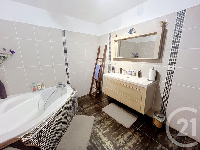 maison à vendre - 5 pièces - 137.24 m2 - BASSAN - 34 - LANGUEDOC-ROUSSILLON - Century 21 Comminges Immobilier